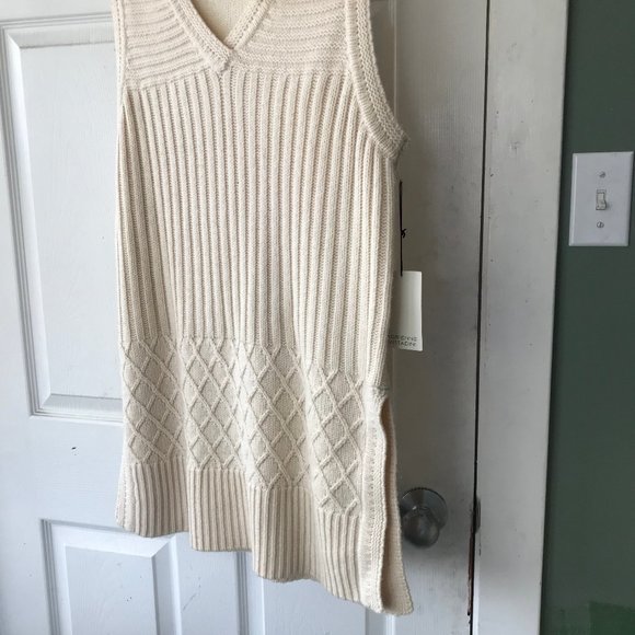 Adrienne Vittadini Knit Tunic - Picture 4 of 5